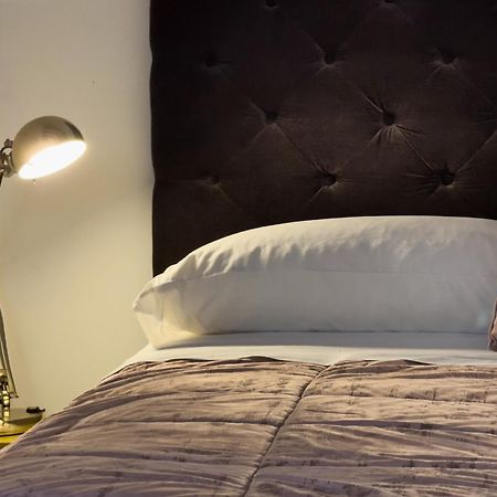 Maison Rouge Ortigia Сиракуза Екстериор снимка