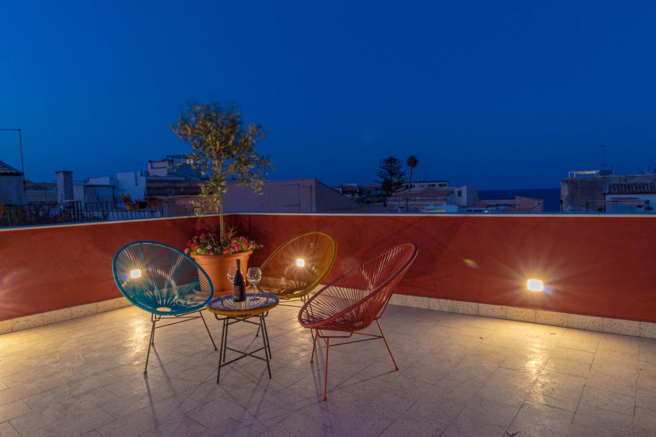 Maison Rouge Ortigia Сиракуза Екстериор снимка